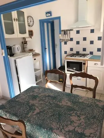 La Petite Maison * Denneville